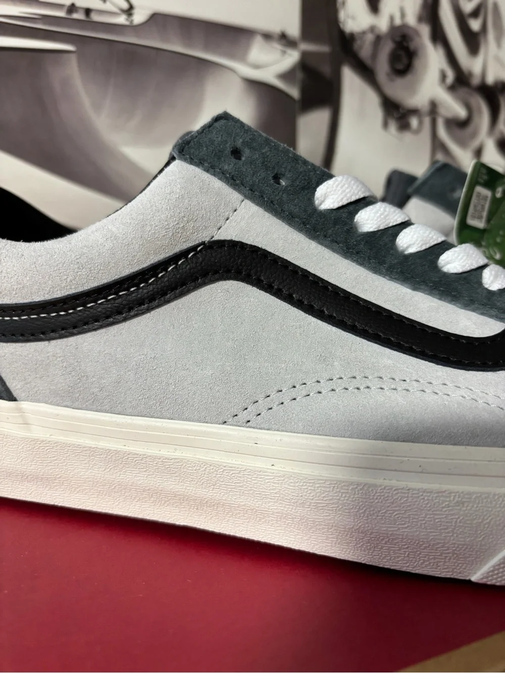 Vans Old Skool sz 9.5 Men 11.0 Women